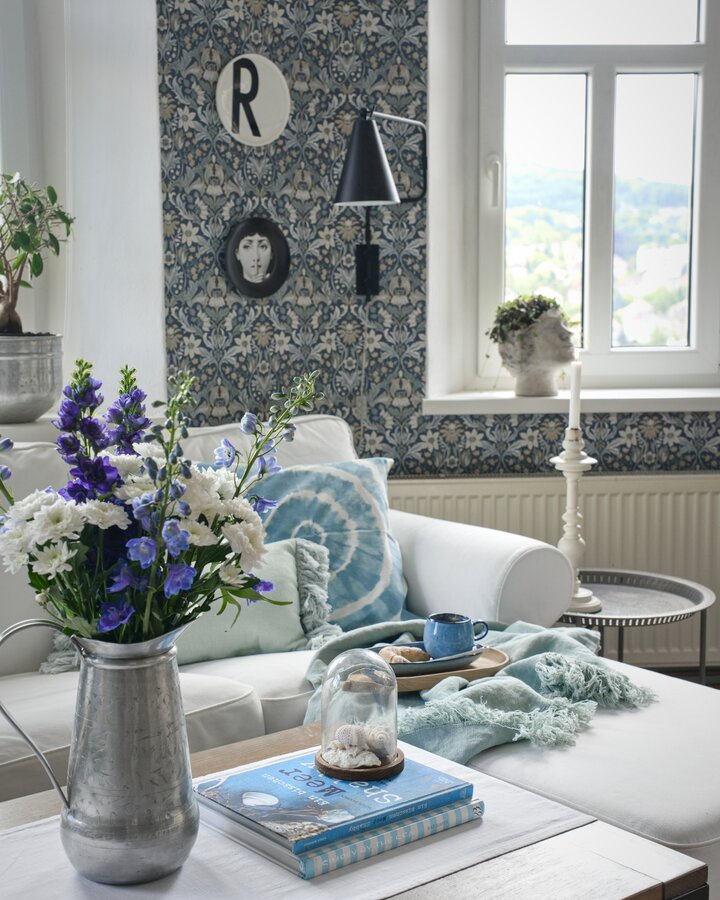 Soggiorno nelle tonalità del blu a casa di  @nordiclightbysonia