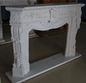Casa Padrino: cornice barocca per camino bianca 180 x 35,5 x h. 120 cm - Magnifica cornice per camino in marmo di alta qualità - Accessori decorativi in stile barocco