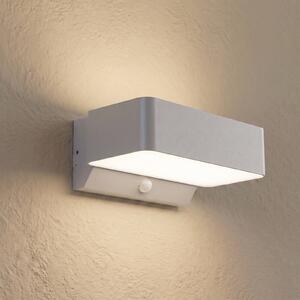 Applique da esterni LED Lindby Fando, argento opaco, con sensore, IP44 Fando, Alluminio / Grigio / Zincato, Alluminio