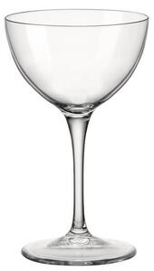 Calice ampio ideale per il servizio di cocktail a base martini. Design sobrio e raffinato