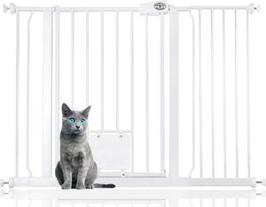 Bettacare: barriera per animali domestici con gattaiola chiudibile a chiave, 113,8 cm - 121,4 cm, bianco