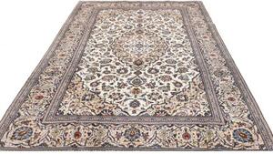 Tappeto Kashan Medaglione Floreale Avorio Blu Cobalto 196x312 Cm