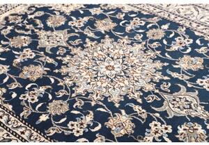 Tappeto Nain Kashmar Medaglione Floreale Blu Scuro Avorio 152x204 Cm
