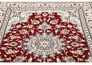 Tappeto Nain Kashmar Medaglione Floreale Rosso Avorio 145x205 Cm