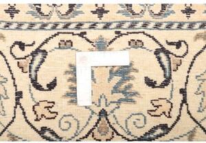 Tappeto Nain Kashmar Medaglione Floreale Marrone Scuro Avorio 203x288 Cm