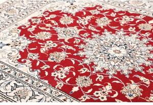 Tappeto Nain Kashmar Medaglione Floreale Rosso Bianco Avorio 147x208 Cm