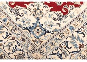 Tappeto Nain Kashmar Medaglione Floreale Rosso Avorio 148x210 Cm
