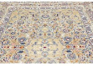 Tappeto Kashan Medaglione Floreale Verde Salvia Blu Notte 205x323 Cm