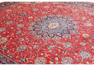 Tappeto Sarough Medaglione Floreale Rosso Blu Scuro 303x398 Cm