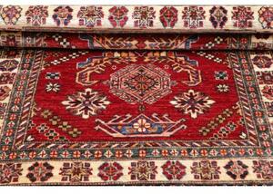 Tappeto Kazak Fine Stilizzato Rosso Avorio 105x151 Cm