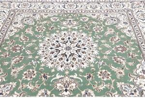 Tappeto Nain Kashmar Medaglione Floreale Verde Salvia Avorio Quadrato 196x198 Cm