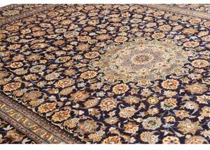 Tappeto Kashan Medaglione Floreale Blu Notte Avorio 305x412 Cm