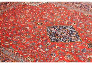 Tappeto Sarough Medaglione Floreale Rosso Corallo Blu Scuro 202x295 Cm