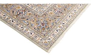 Tappeto Kashan Medaglione Floreale Verde Salvia Beige 227x350 Cm
