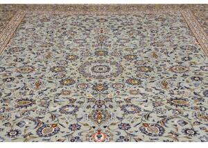 Tappeto Kashan Medaglione Floreale Verde Chiaro Beige 290x374 Cm