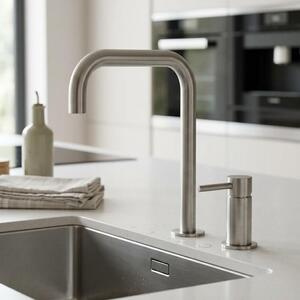Miscelatore da cucina in acciaio inossidabile con beccuccio a forma di "U", modello PLX2HU-02 Pure.Sink