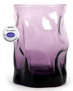 <p>Elegante bicchiere acqua in vetro viola in un originale design che evoca tutta la forza dell&#39;acqua sorgiva mostrandone la sinuosità delle linee e la delicatezza delle curve, <strong>Design By ROSS LOVEGROSS</strong></p>