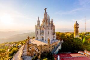 Fotografia Aerial view of Barcelona skyline with, Alexander Spatari