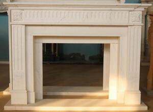 Casa Padrino Contorno camino barocco in marmo bianco 141 x H. 120 cm