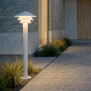 Lampione a LED Lucande Montaro, 110 cm, bianco, IP54 Montaro, Bianco / Opale, Alluminio, Moderno