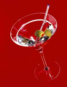 Fotografia Martini with olives, Brian Hagiwara