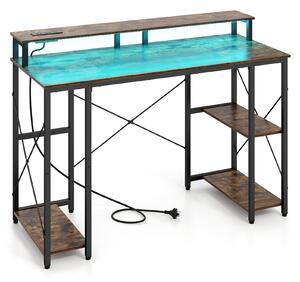 Costway Scrivania per computer con stazione di ricarica e luci mensola ripiani reversibili, Tavolo pc per studio e gaming in legno e acciaio Marrone