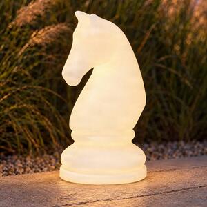Lampada LED da terra Lucande Gambi, figura degli scacchi “Cavallo”, CCT IP44 Gambi Lucande, dimmerabile, Bianco / Opale, Plastica, Design