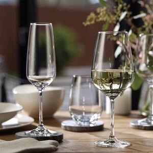 <p>Set di 4 calici da 35 Cl per vino bianco, parte della collezione Voice Basic di Villeroy & Boch. Perfetti per esaltare aromi e sapori dei tuoi vini preferiti.</p>