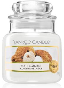Yankee Candle Soft Blanket candela profumata 104 g