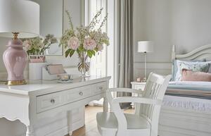 Sedia provenzale in legno bianco con ruote e base girevole-Arrediorg