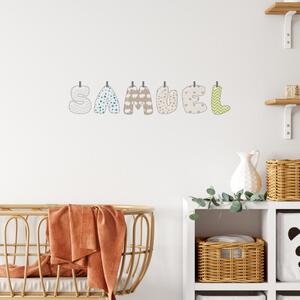 Adesivo da parete per un bambino con un nome colorato
