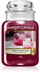 Yankee Candle Sweet Plum Sake candela profumata 623 g