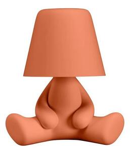 Qeeboo sweet brother lampada da tavolo disponibile in vari colori e posture, colore terracotta, struttura joe