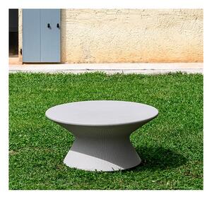 Plust fade coffee table tavolino da salotto per esterni di realizzato in polietilene, finiture argilla