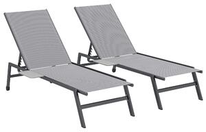 Outsunny Set 2 Lettini Prendisole Regolabili in 5 Posizioni con Tavolino Laterale e 2 Ruote, in Metallo e Poliestere, Grigio | Aosom Italy