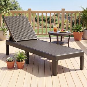 Costway Lettino prendisole da giardino con schienale inclinabile a 4 livelli in pp rattan, Sdraio resistente alle intemperie portata 150 kg Marrone