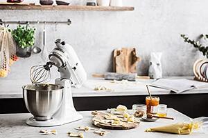 KITCHENAID Impastatrice Planetaria Capacit Ciotola 4.3 Litri 10 Velocit Potenza 275 Watt colore Bianco - 5K45SSEWH Classic
