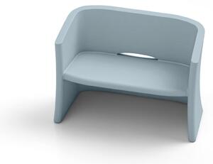 Divano ,Struttura Leggera e Robusta di Design BREEZE Dimensioni 116x58x h 80 cm -peso 20 kg Linee accoglienti, forme arrotondate colore Zaffiro