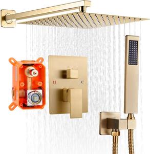 Rubinetto per doccia in oro spazzolato con soffione a pioggia quadrato da 254 mm