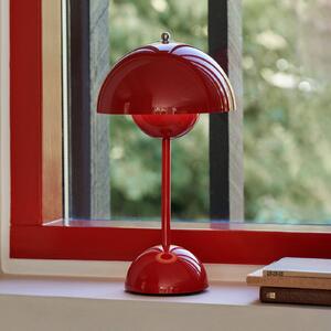 &TRADITION Flowerpot VP9 Lampada da tavolo LED ricaricabile, rosso