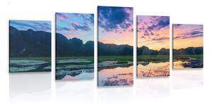 Quadri 5 pezzi – Tramonto romantico in montagna