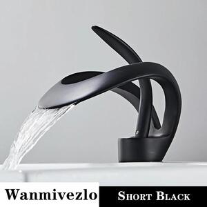 Rubinetto per lavabo a cascata - Modello corto - Montaggio a filo piano - Monoforo - Miscelatore monocomando caldo/freddo - Cartuccia in Vetroceramica - Nero, vetro rosso