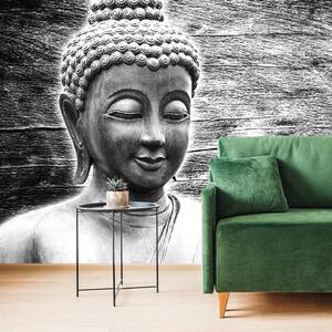 Carta da parati – Statua di Buddha bianco e nero su sfondo di legno
