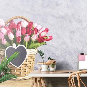 Carta da parati – Tulipani nel cestino di legno