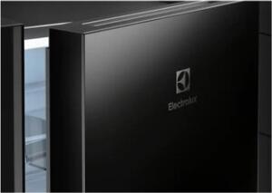 Electrolux Frigorifero da Incasso Combinato 376 Litri Classe E No frost Serie 700 - KNG7TE75S