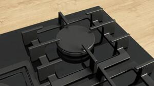 Bosch Piano Cottura 5 Fuochi a Gas Larghezza 75 cm (1 Bruciatore Wok) in Vetro colore Nero - PPQ7A6I40 Serie 6