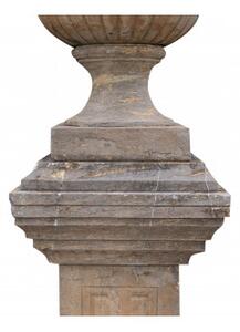 Vaso con base in pietra L65xPR65xH198 cm