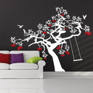 Albero con altalena