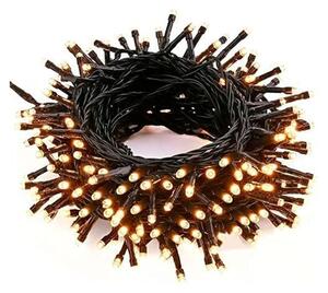 Catena luminosa LED bianco caldo, serie Basics, 2400 LED. Ideale per creare un'atmosfera festosa e accogliente. - Basics