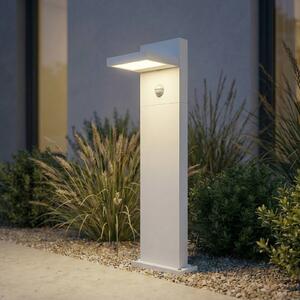 Lampione a LED Lucande Silvan, bianco, 65 cm, con sensore, IP54 Silvan, Bianco / Opale, Alluminio, Moderno